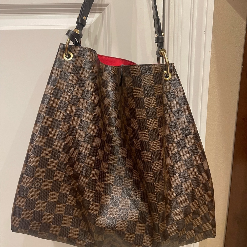 - Louis Vuitton Graceful MM Handbag